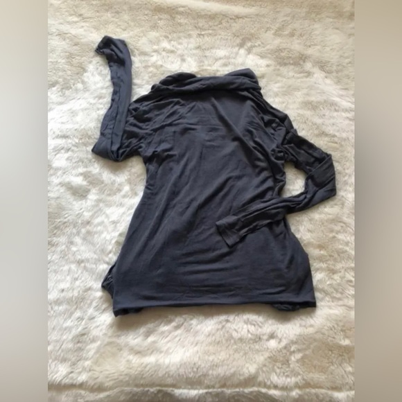 Cardigan - Picture 2 of 4